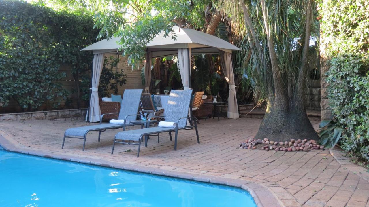 Dinkwe Guest House Pretoria-Noord エクステリア 写真